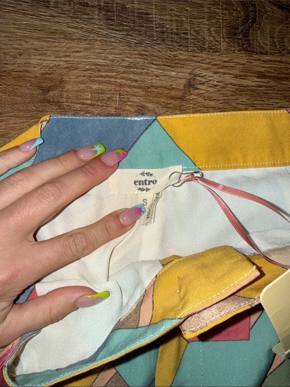 Colorblock Wide-Leg Pants - Picture 6 of 12